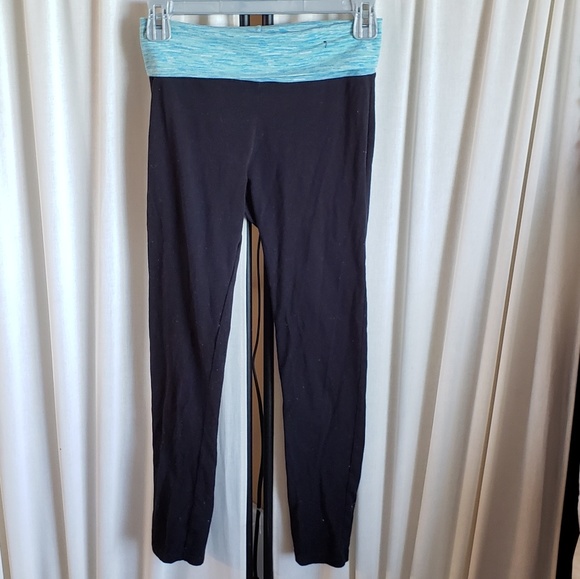 unbranded Pants - Small yoga legging capris, black w/ light blue